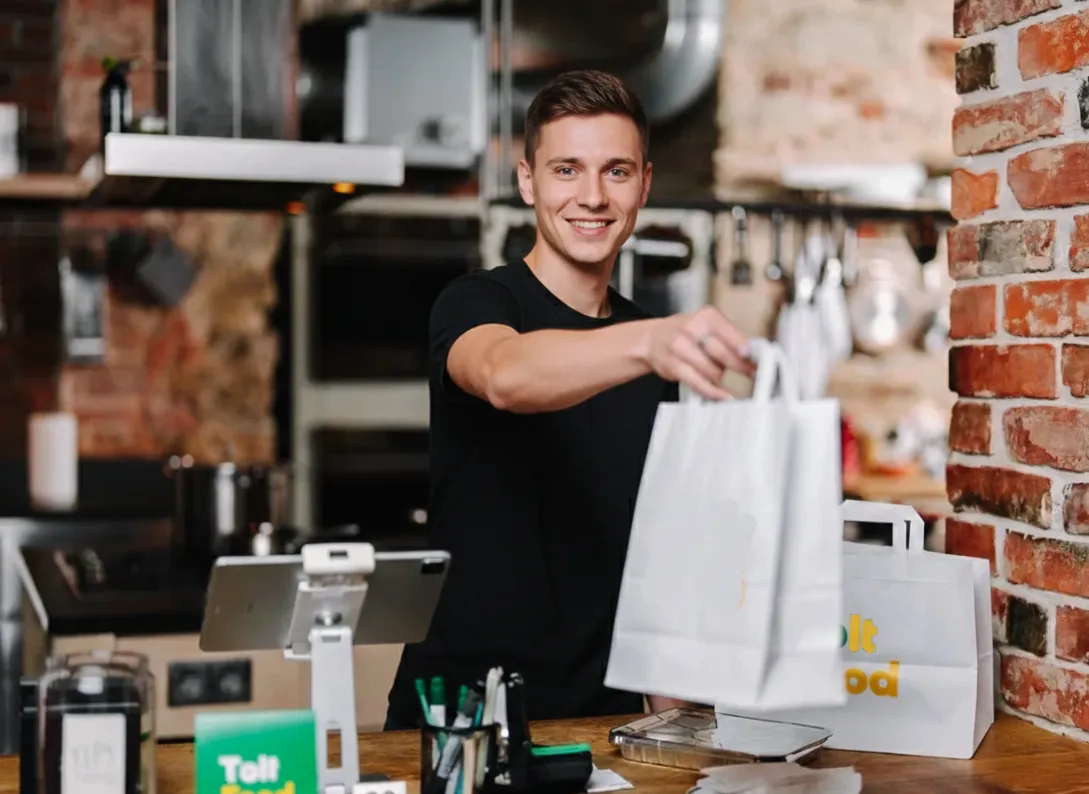 استعد للاستمتاع بمزايا Taxif Food!